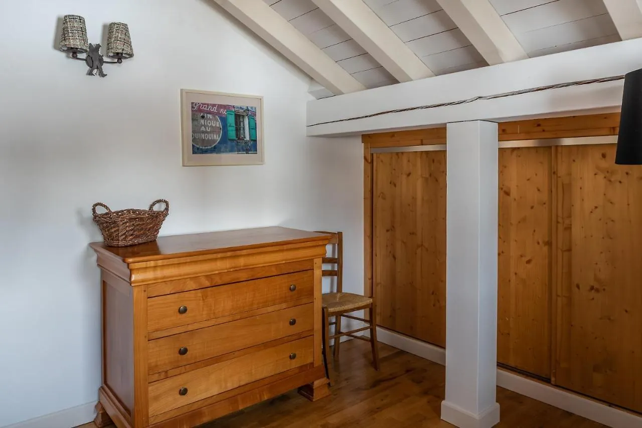 Chalet Lunar Les Gets 0*,  France