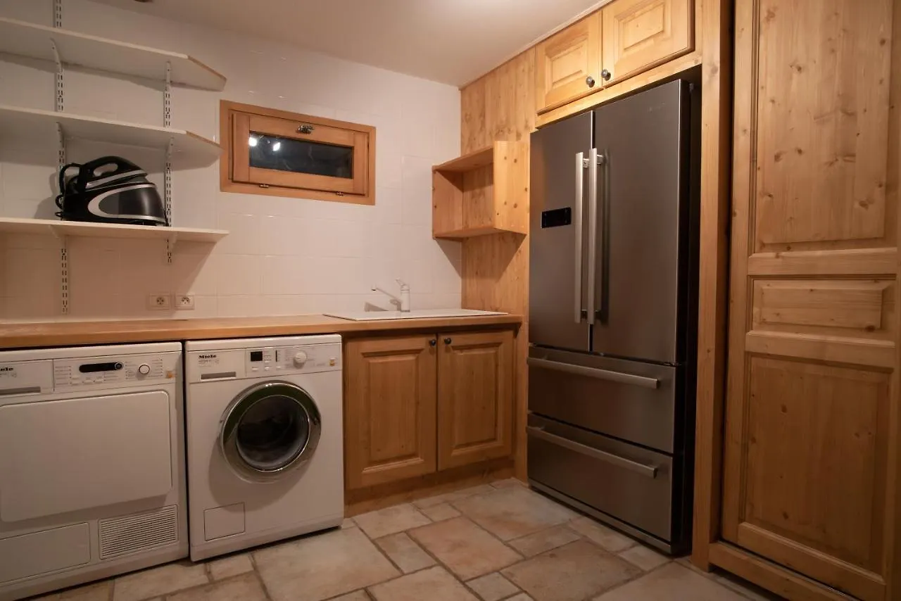 Chalet Lunar Les Gets 0*,  France